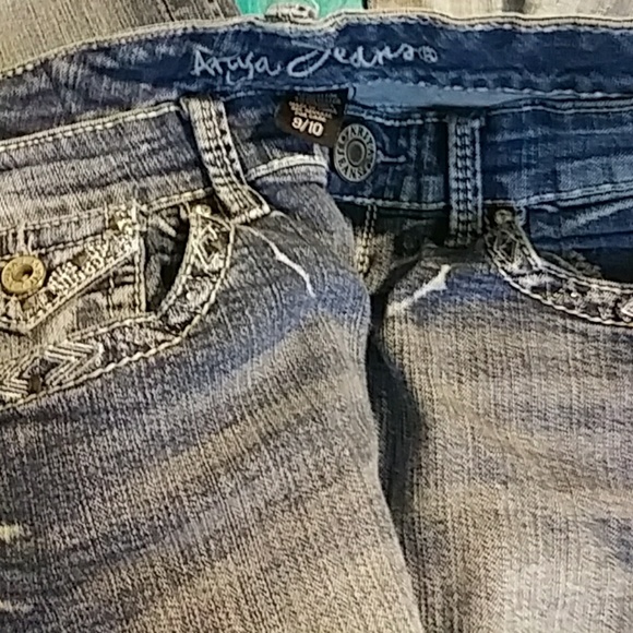 Attya jeans - Picture 3 of 8